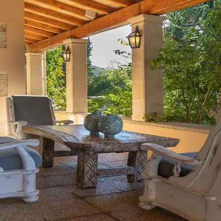 Peupliers Vacation Greathouse Hotel 3*